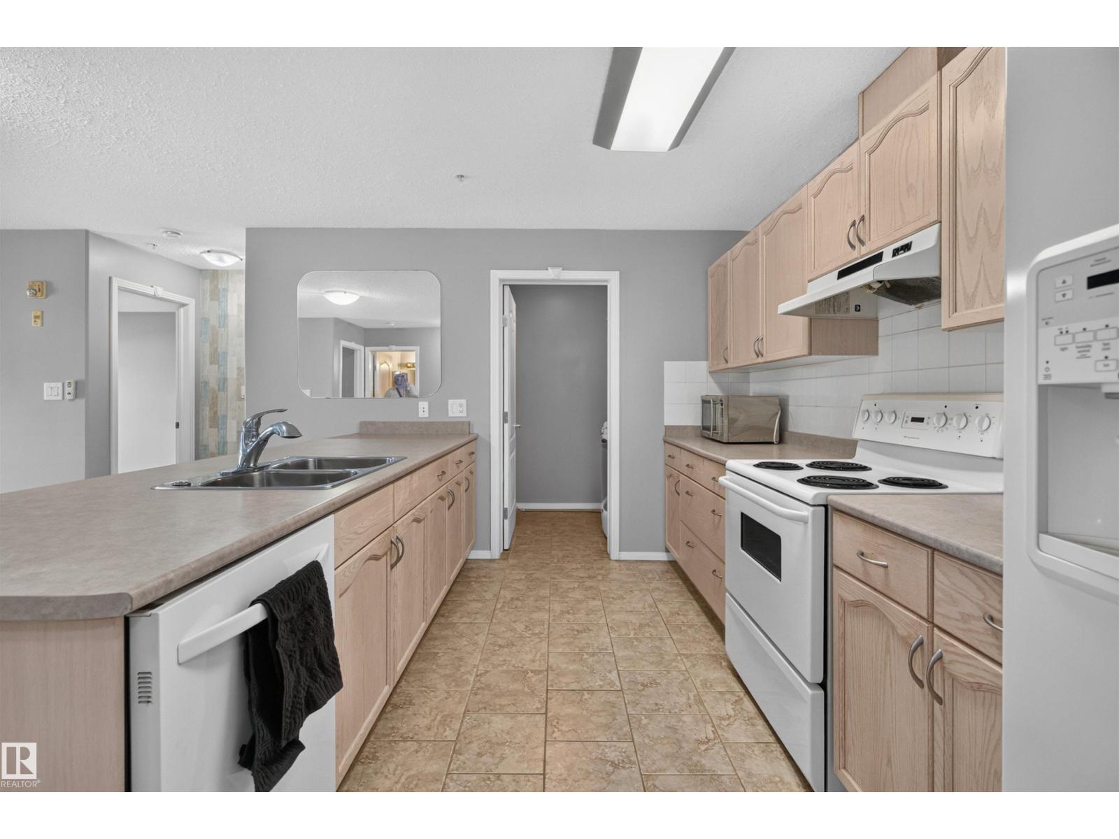 236 592 HOOKE Road NW - Photo 6