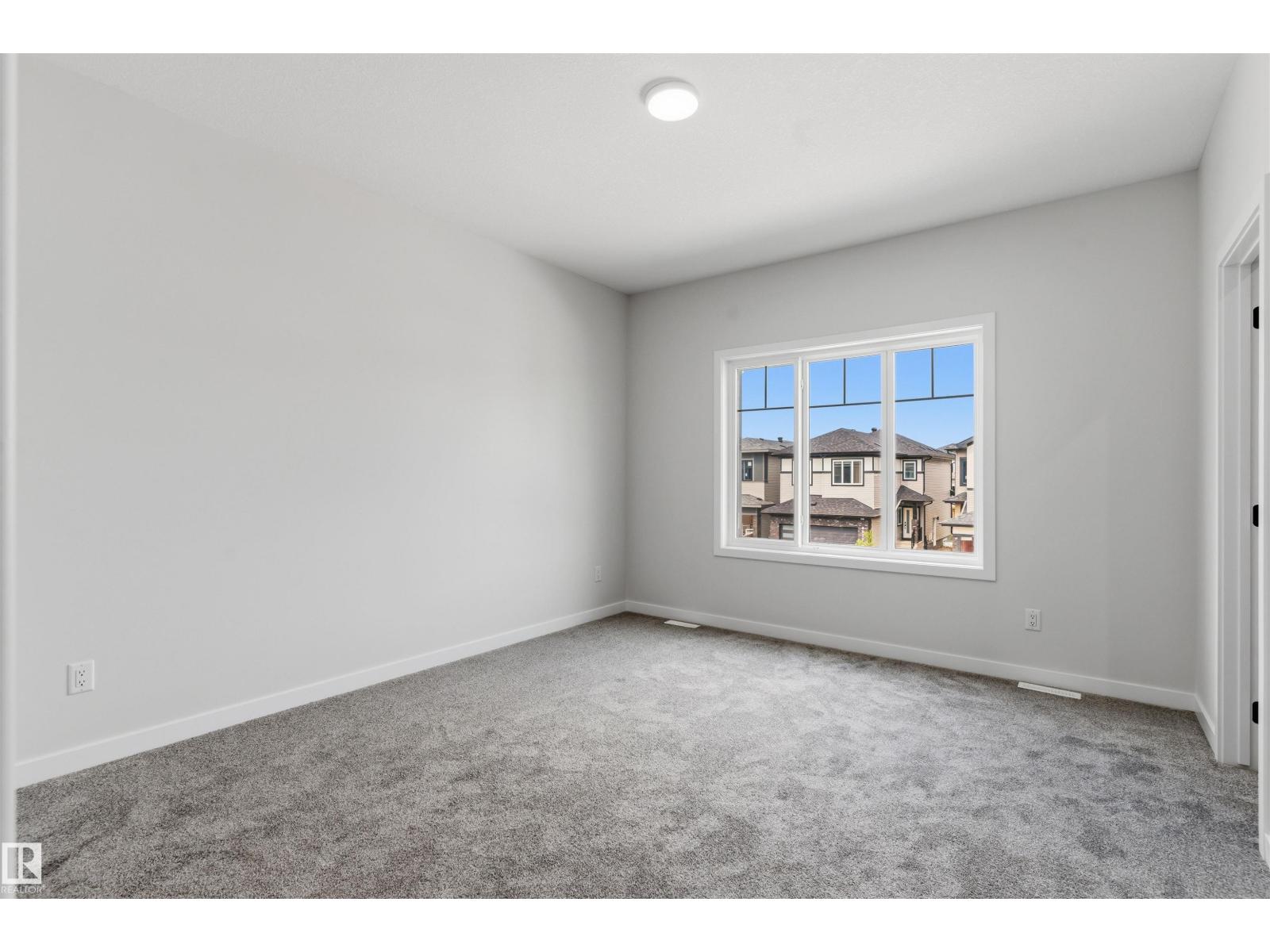 8815 181 Avenue NW - Photo 9