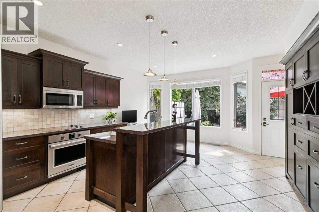 2213 27 Avenue SW - 7