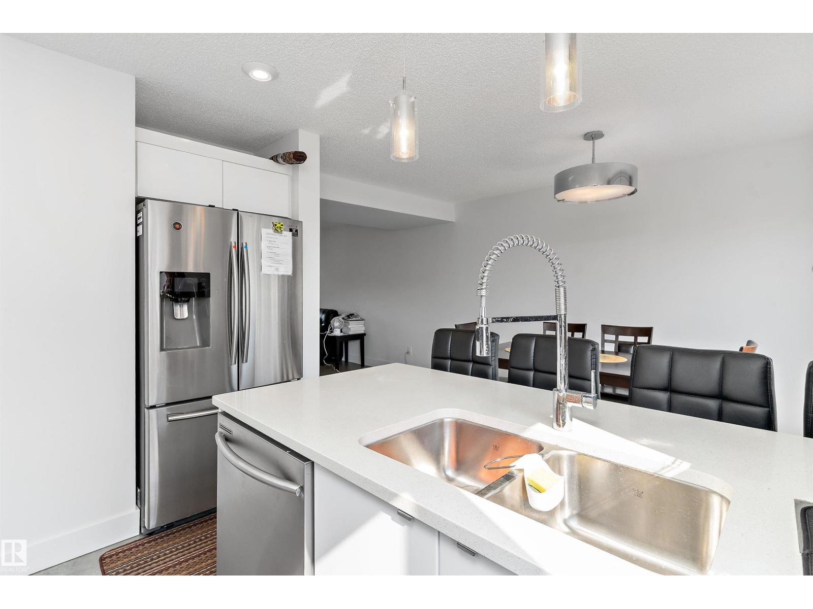 6 16335 84 Street NW - Photo 19