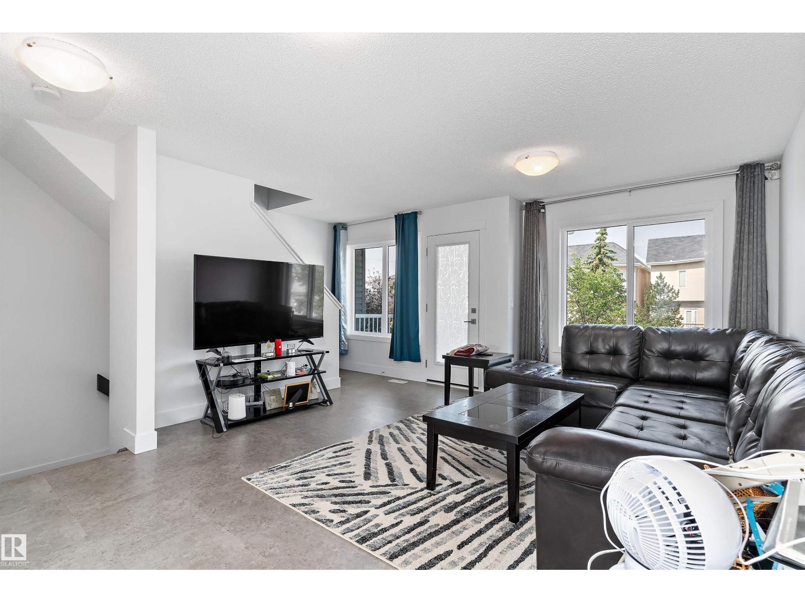 6 16335 84 Street NW - Photo 10