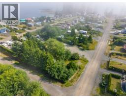 1070 Seventh Ave, Ucluelet, BC V0R3A0 Photo 11