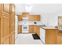 105 13888 70 Avenue, Surrey, BC V3W0R8 Photo 11