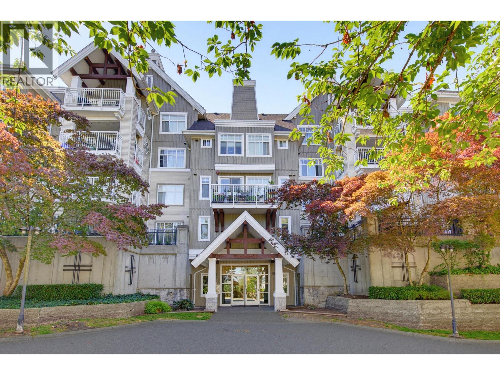 408 1428 PARKWAY BOULEVARD, Coquitlam