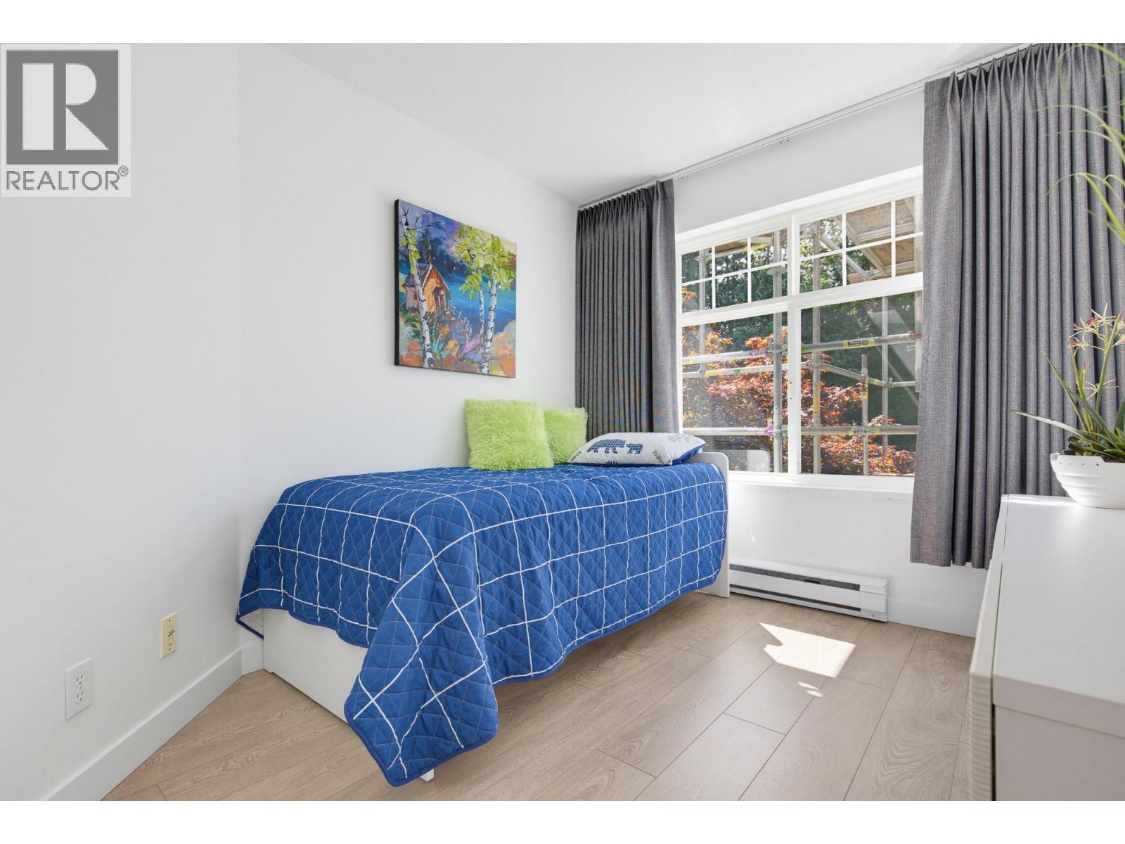 408 1428 PARKWAY BOULEVARD, Coquitlam