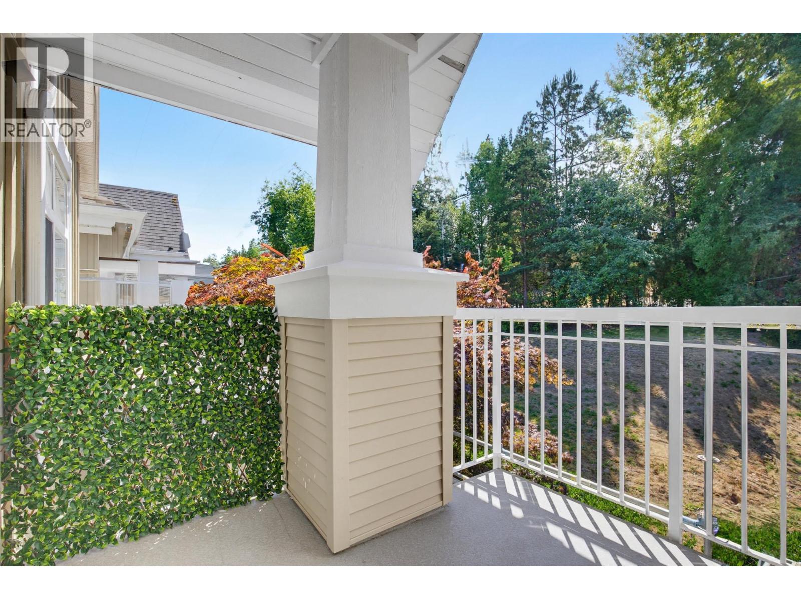 408 1428 PARKWAY BOULEVARD, Coquitlam
