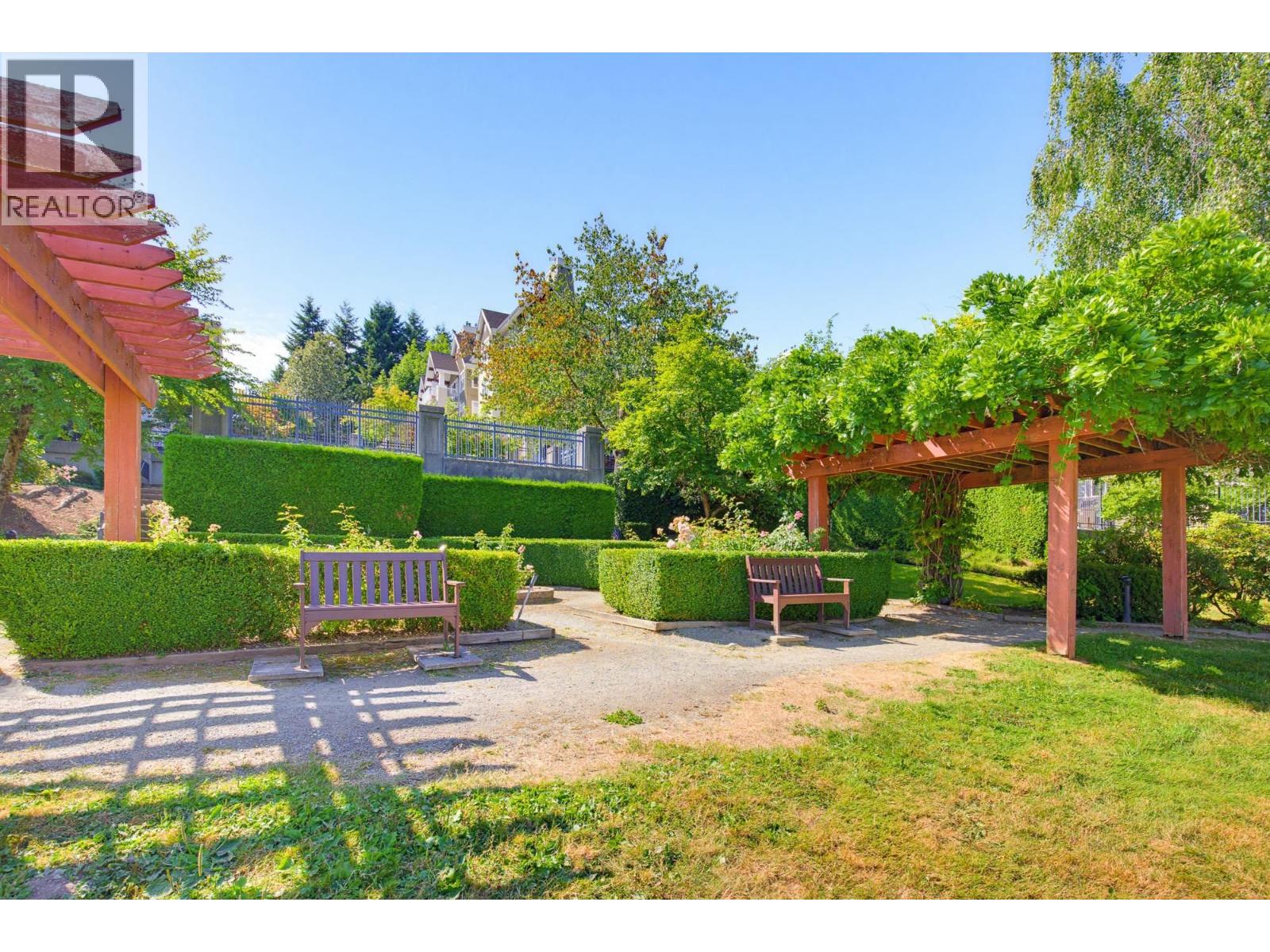 408 1428 PARKWAY BOULEVARD, Coquitlam