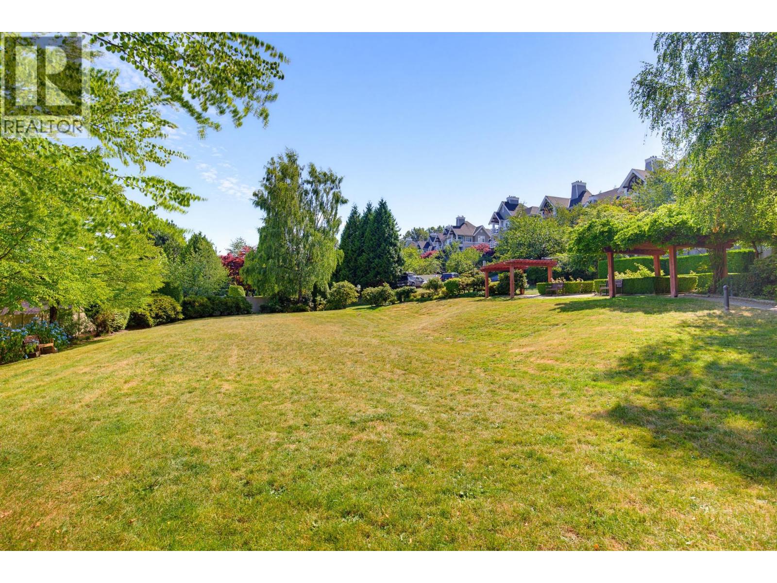 408 1428 PARKWAY BOULEVARD, Coquitlam