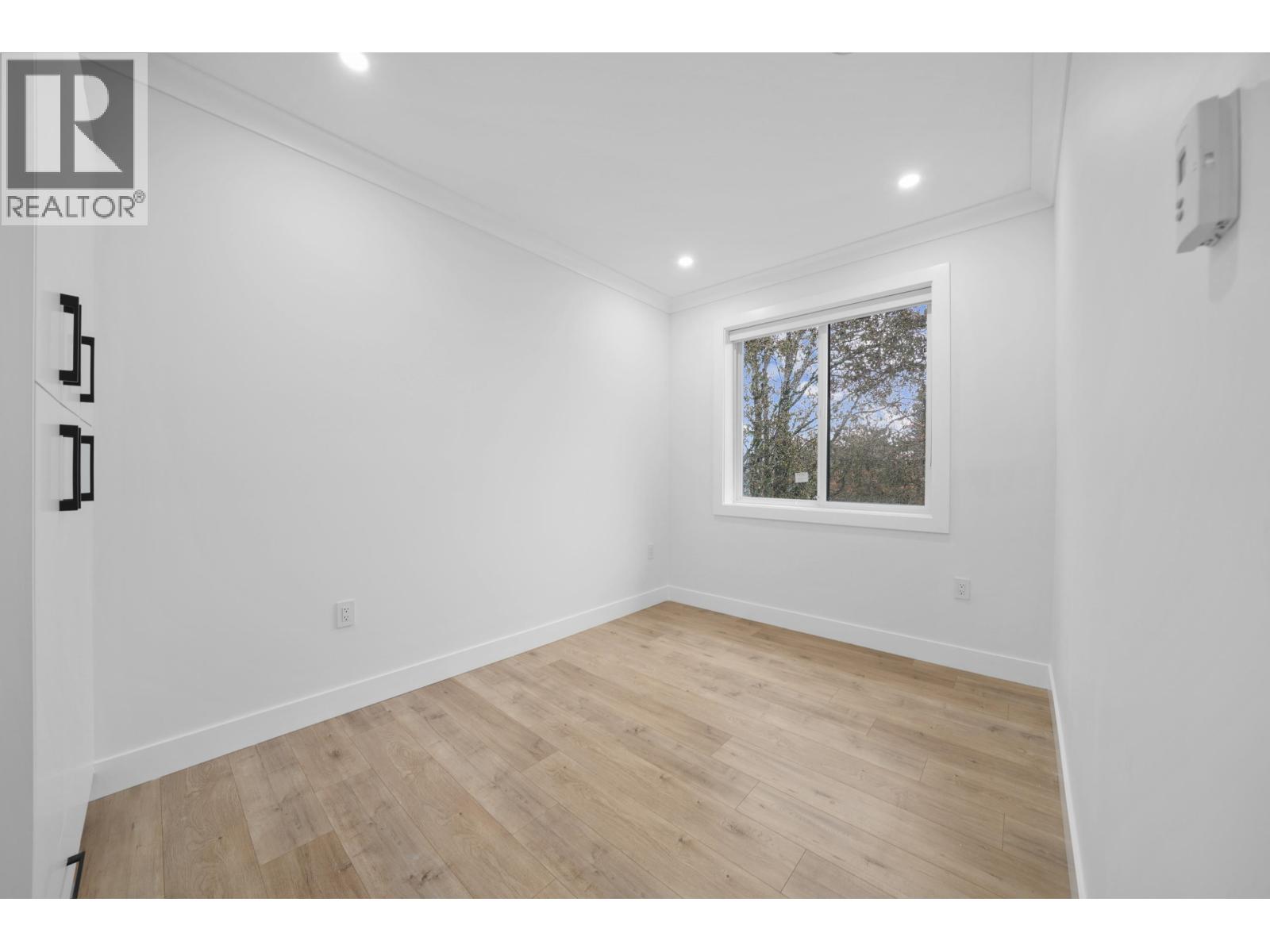 2995 E 17TH AVENUE, Vancouver