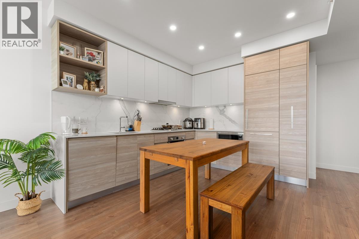 1702 585 AUSTIN AVENUE, Coquitlam