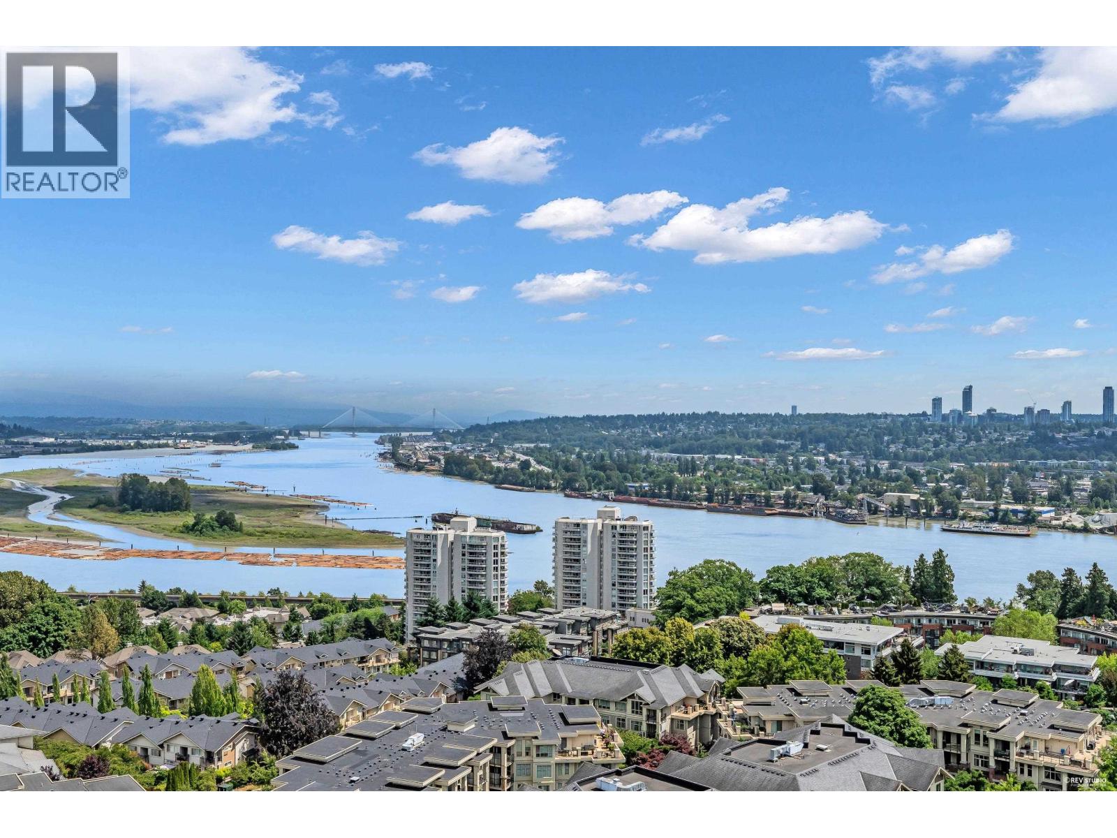 1805 280 ROSS DRIVE, New Westminster