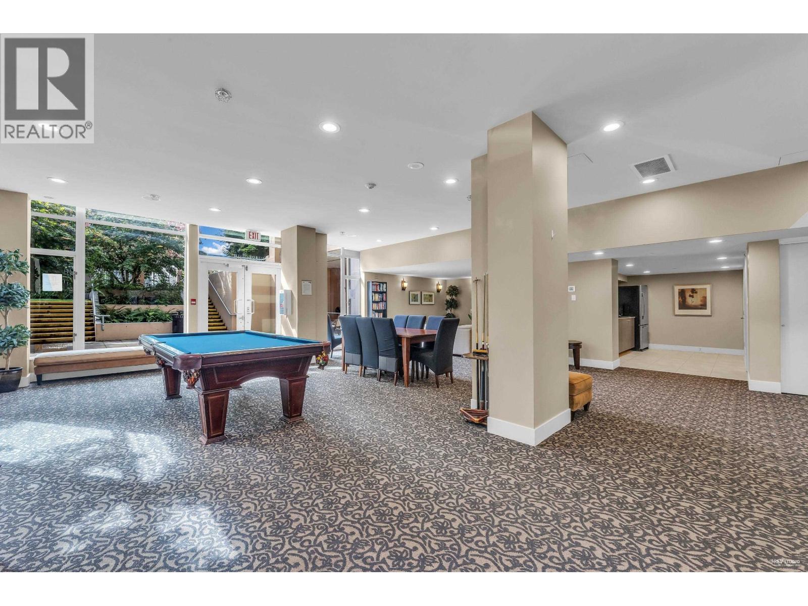 1805 280 ROSS DRIVE, New Westminster