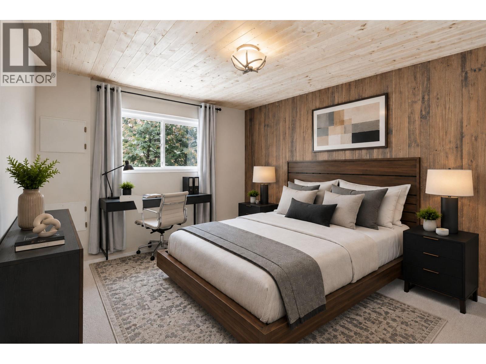 635 MIDVALE STREET, Coquitlam