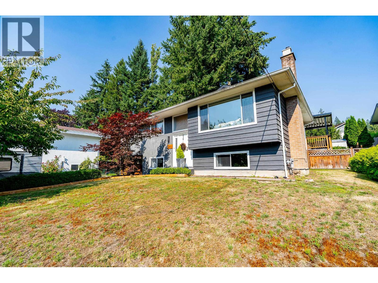 635 MIDVALE STREET, Coquitlam