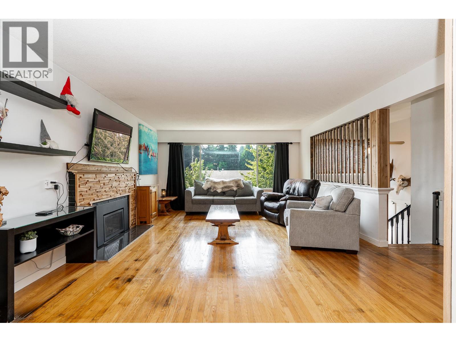 635 MIDVALE STREET, Coquitlam
