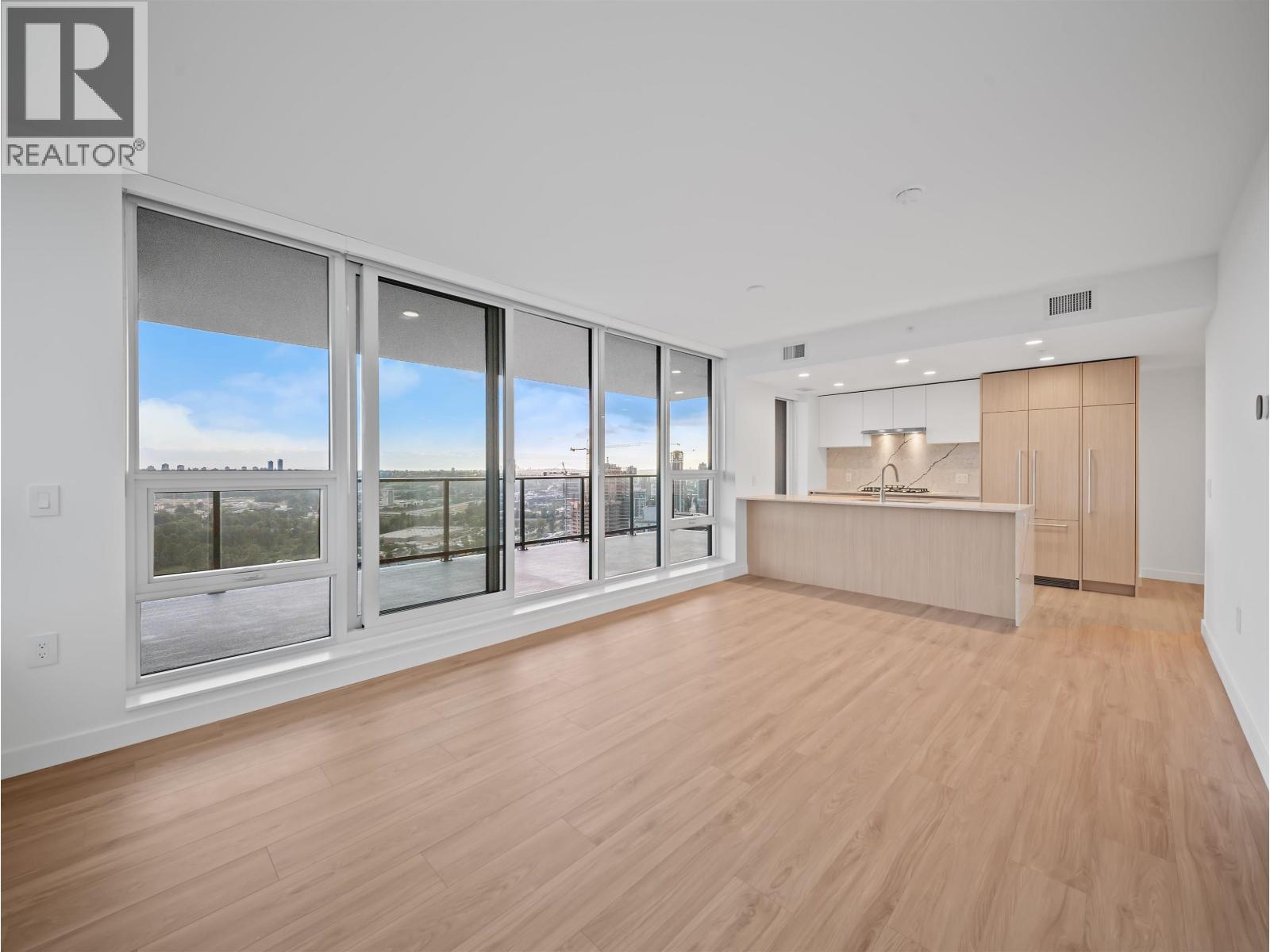 3705 2135 SPRINGER AVENUE, Burnaby — photo 2