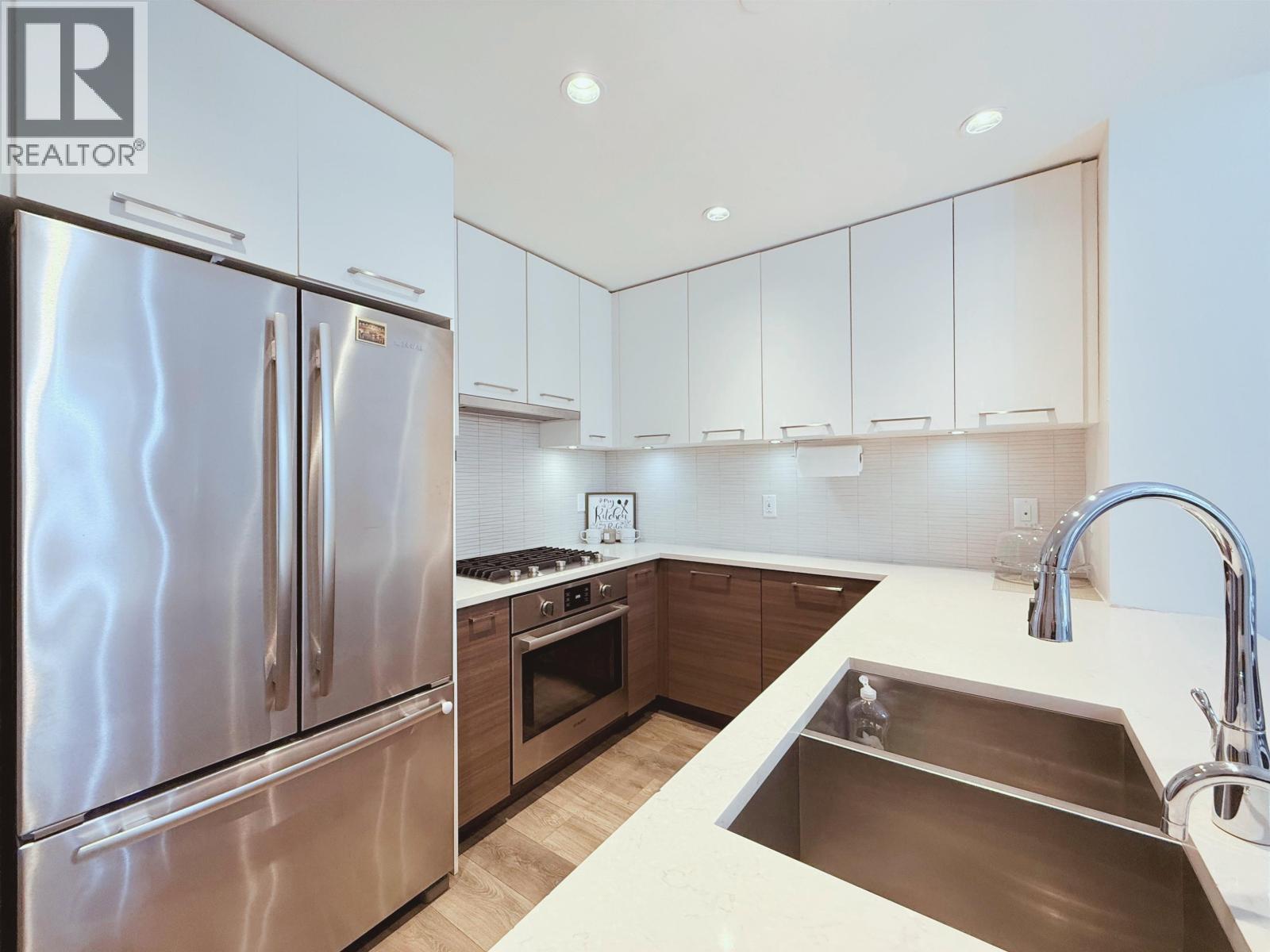 507 8580 RIVER DISTRICT CROSSING, Vancouver