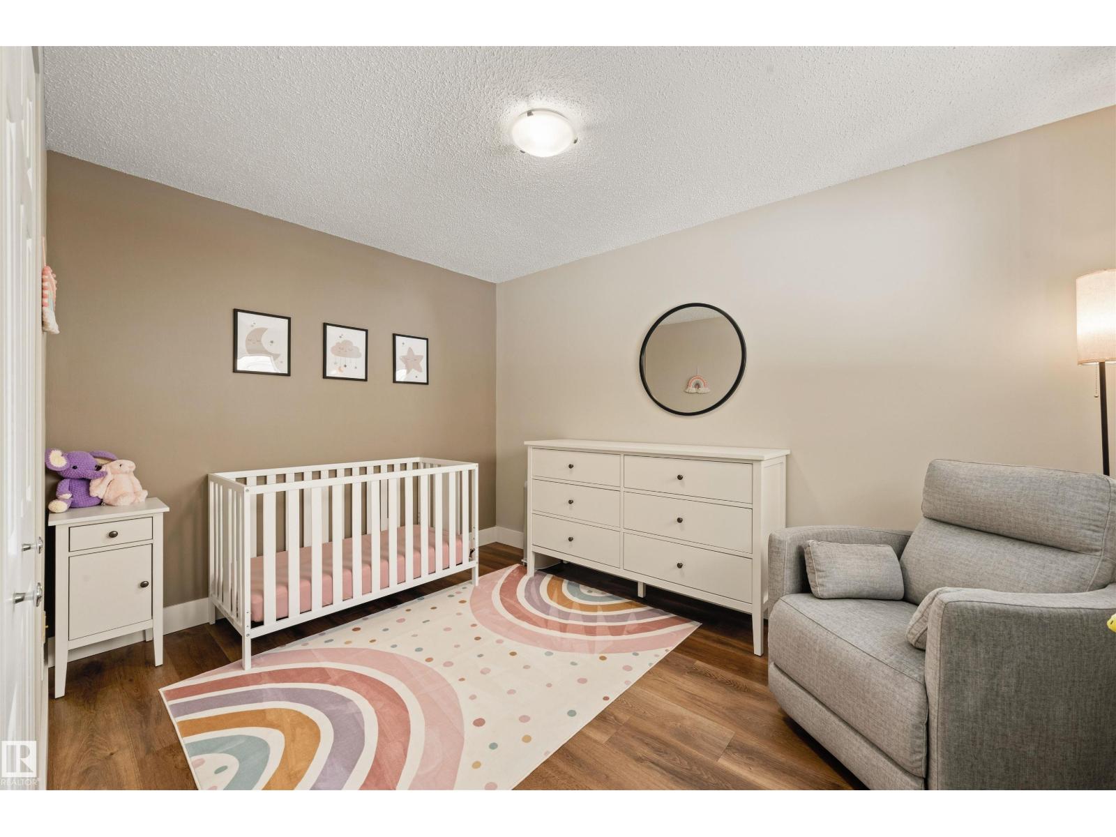5207 114B ST NW - 22