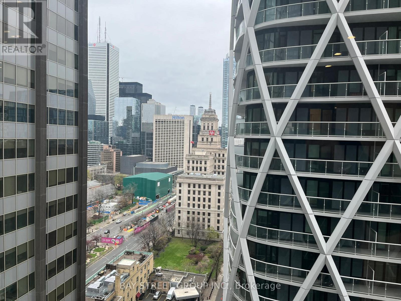 #1904 238 SIMCOE STREET - 21