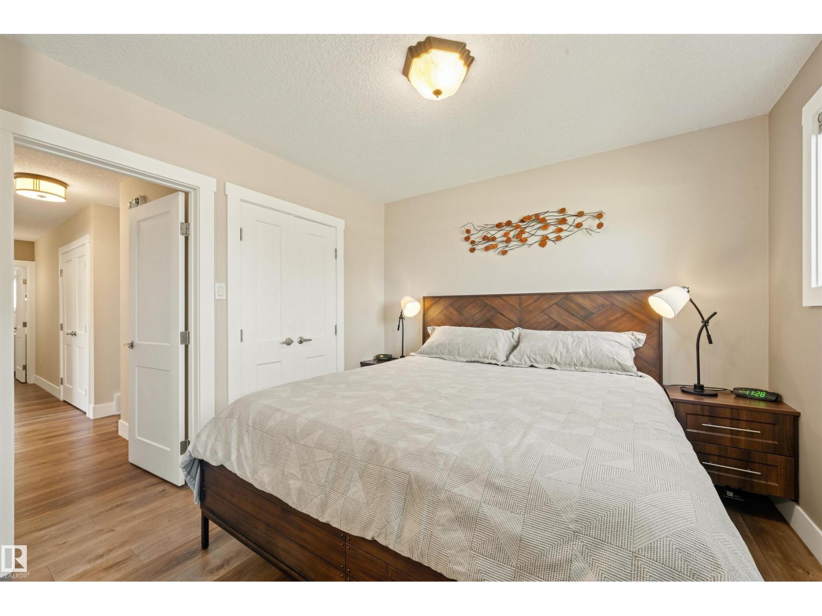 5207 114B ST NW - 19