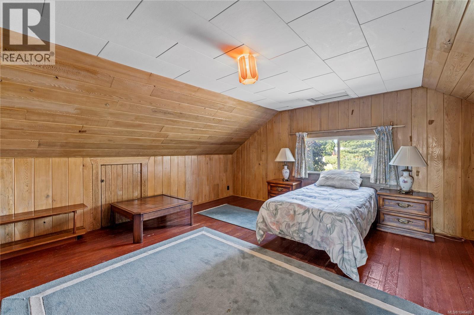422 Dogwood St - 37
