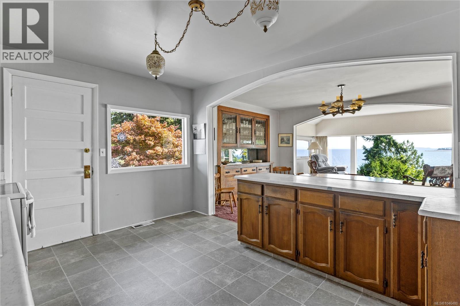 422 Dogwood St, Parksville