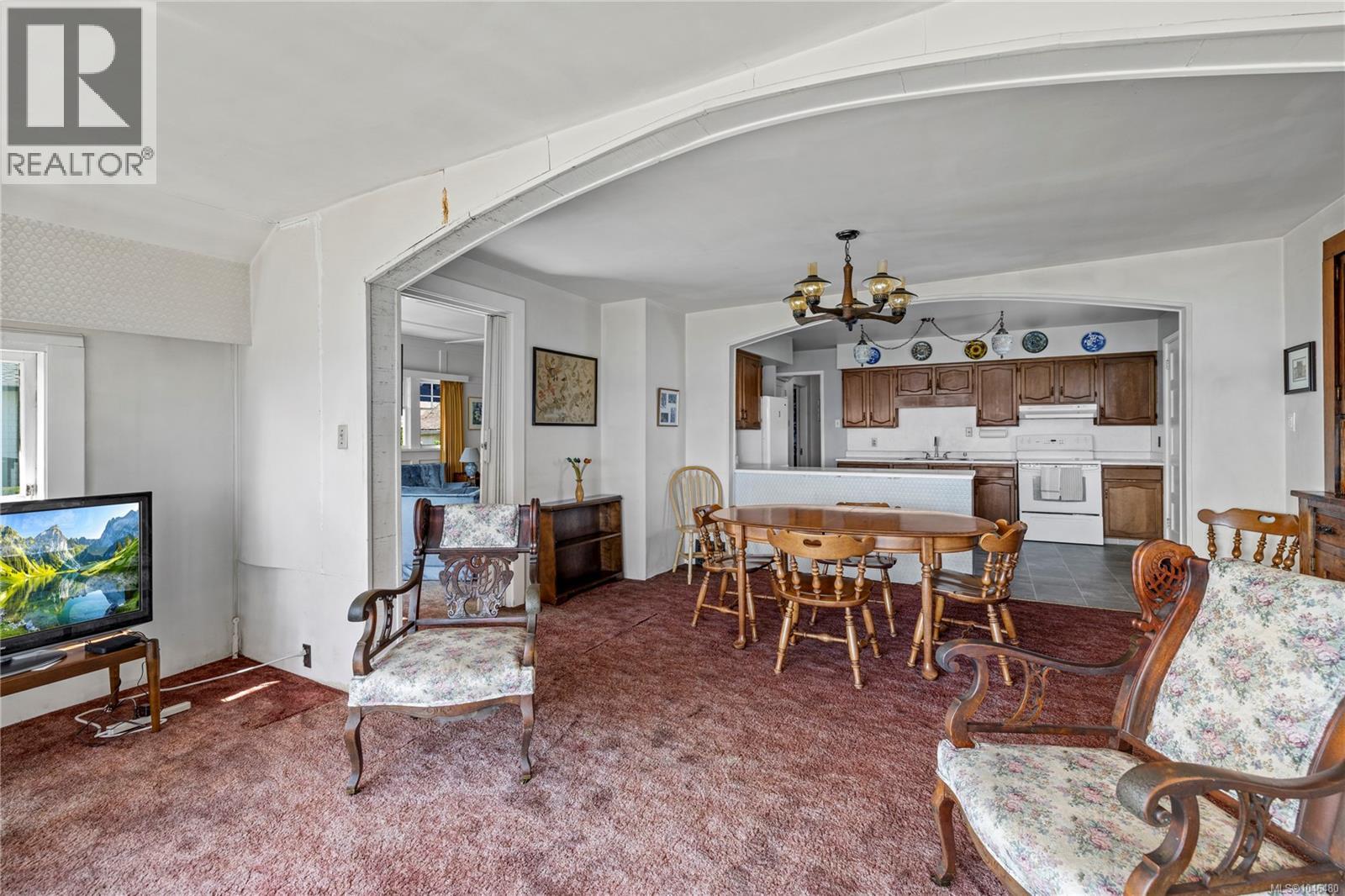 422 Dogwood St, Parksville