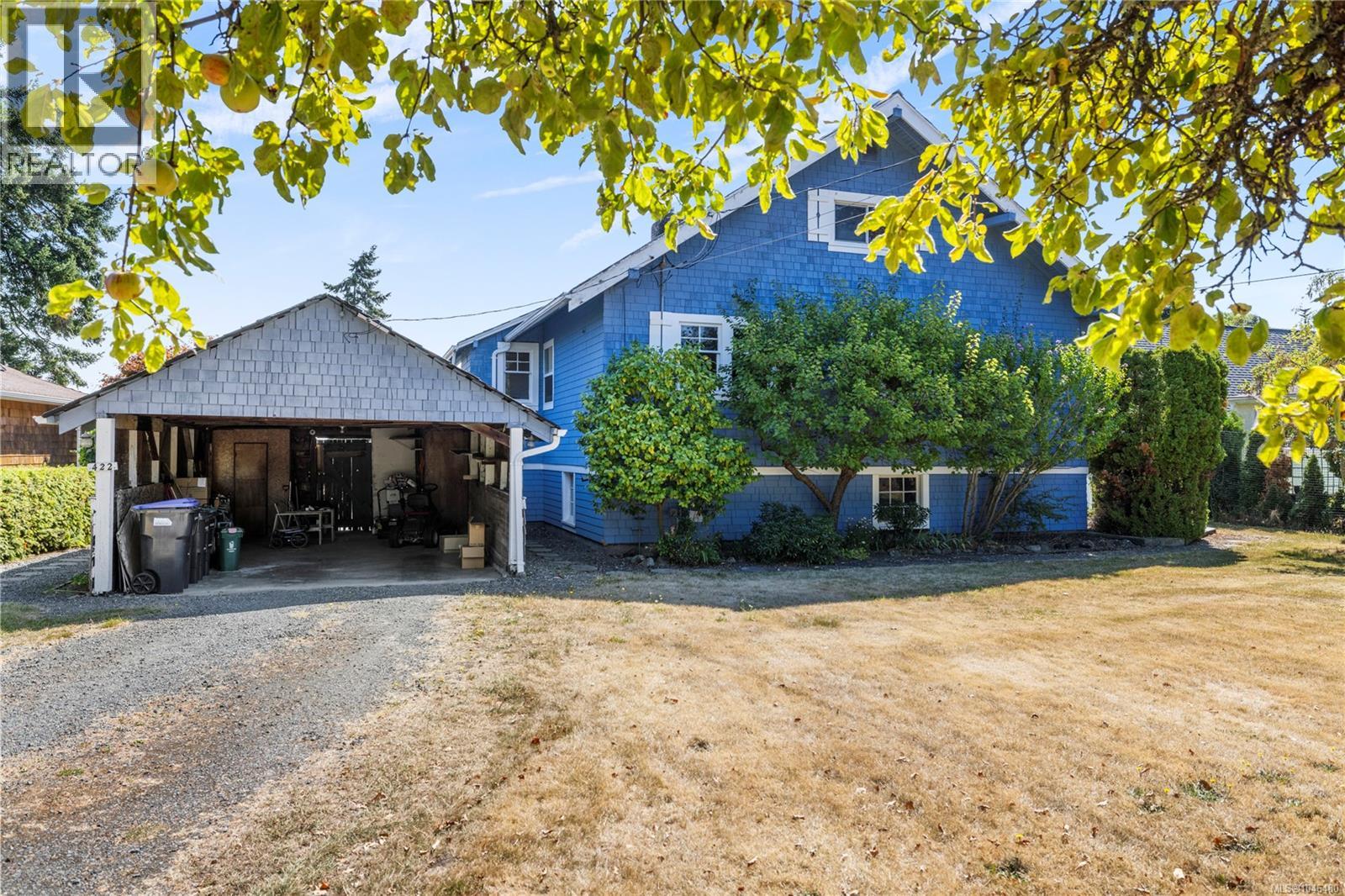 422 Dogwood St, Parksville