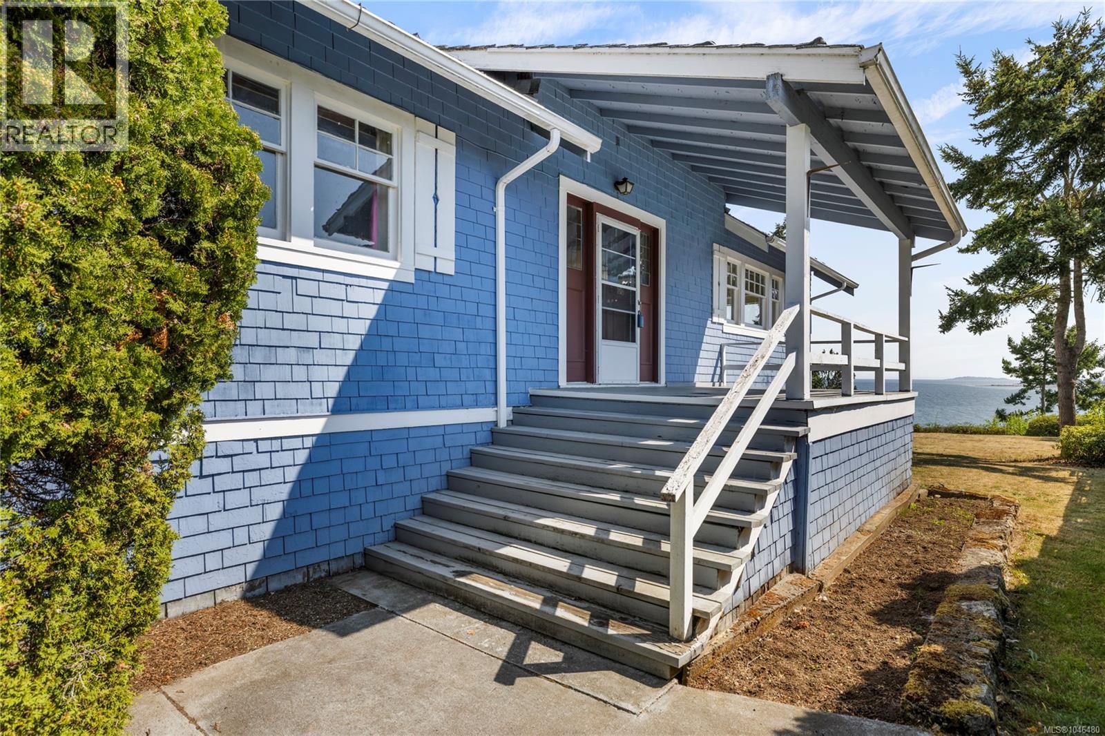422 Dogwood St - 63