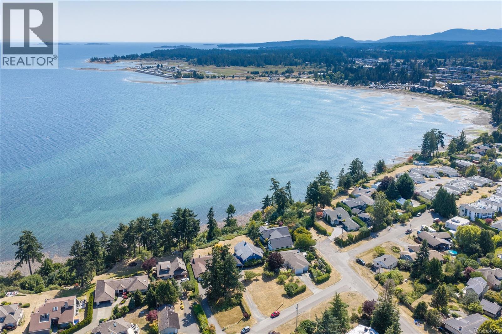 422 Dogwood St, Parksville