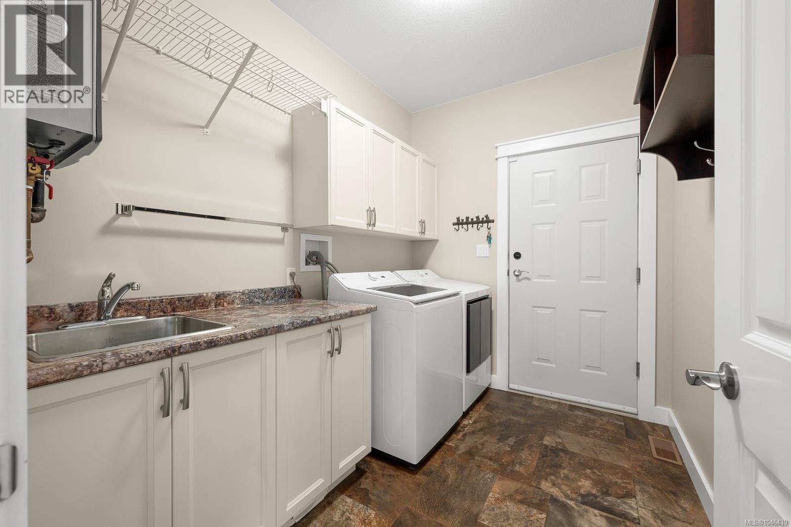 165 Strathcona Way, Campbell River