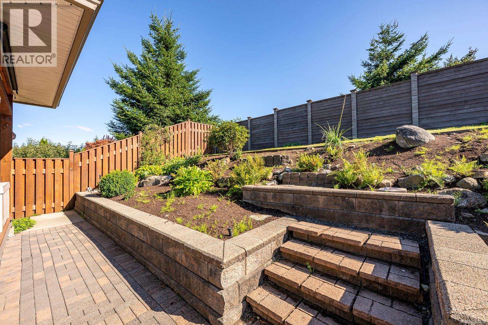 165 Strathcona Way, Campbell River