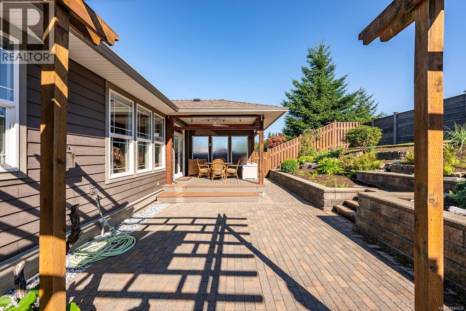 165 Strathcona Way - 42