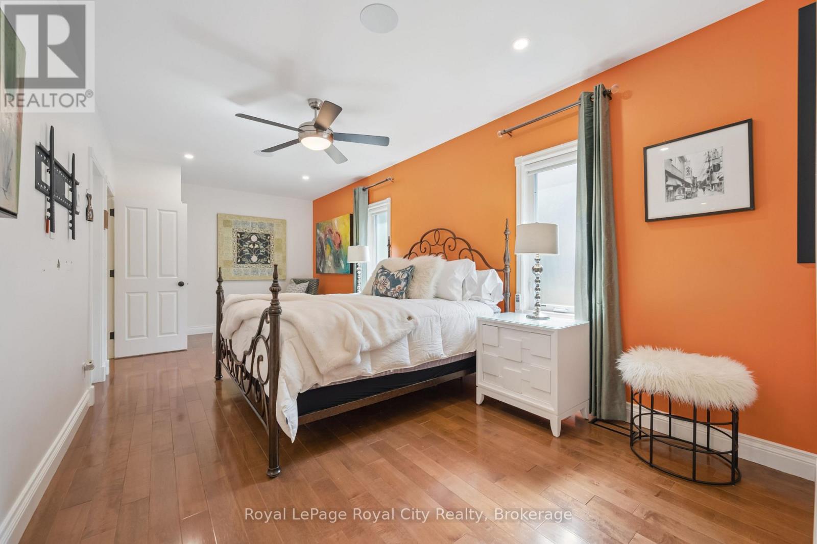 33 EDGEHILL DRIVE - 19