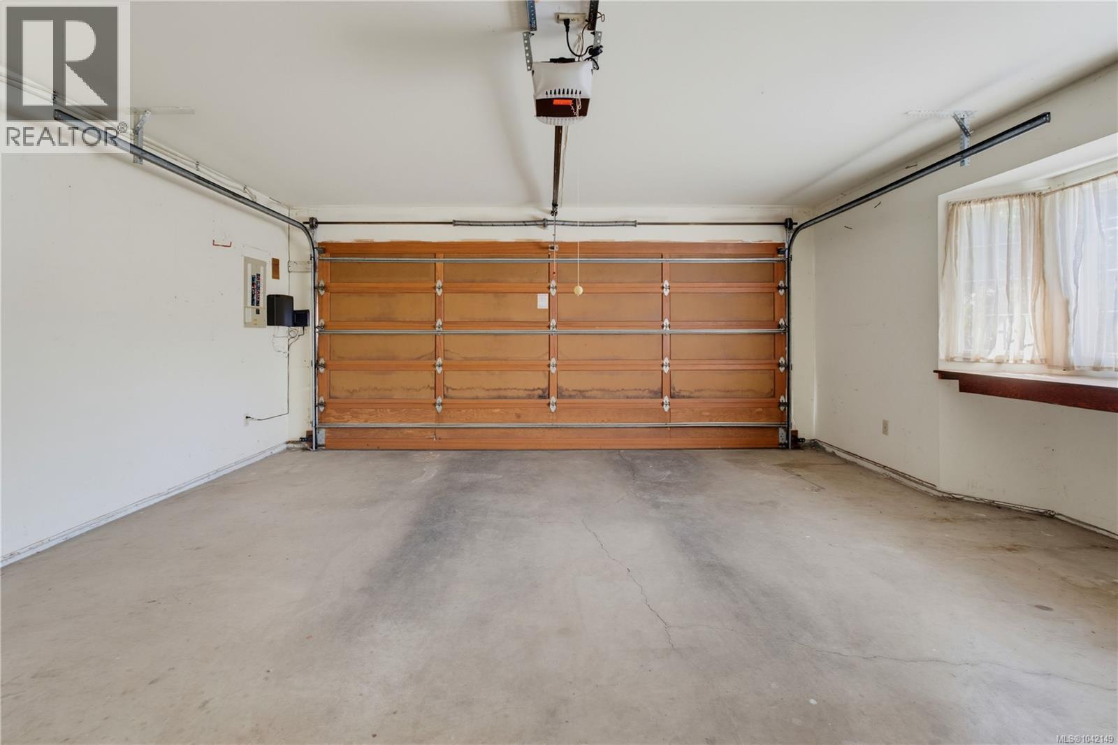 1376 Oliver St, Oak Bay