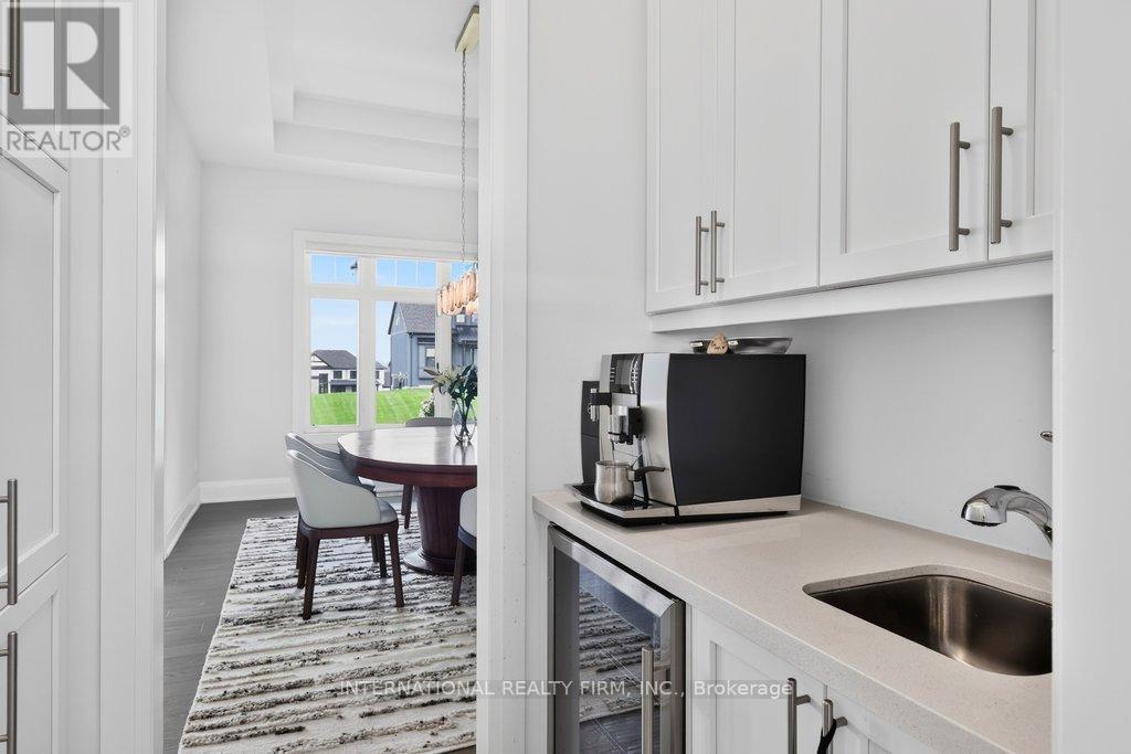 82 WILLIAM CRISP DRIVE - 25