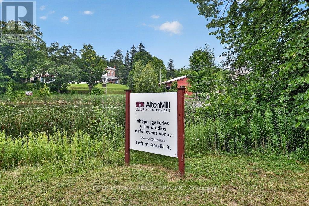 82 WILLIAM CRISP DRIVE - 45