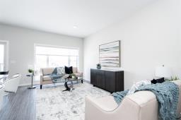 158 Pathfinder Trail, Winnipeg, MB R3Y2N3 Photo 8
