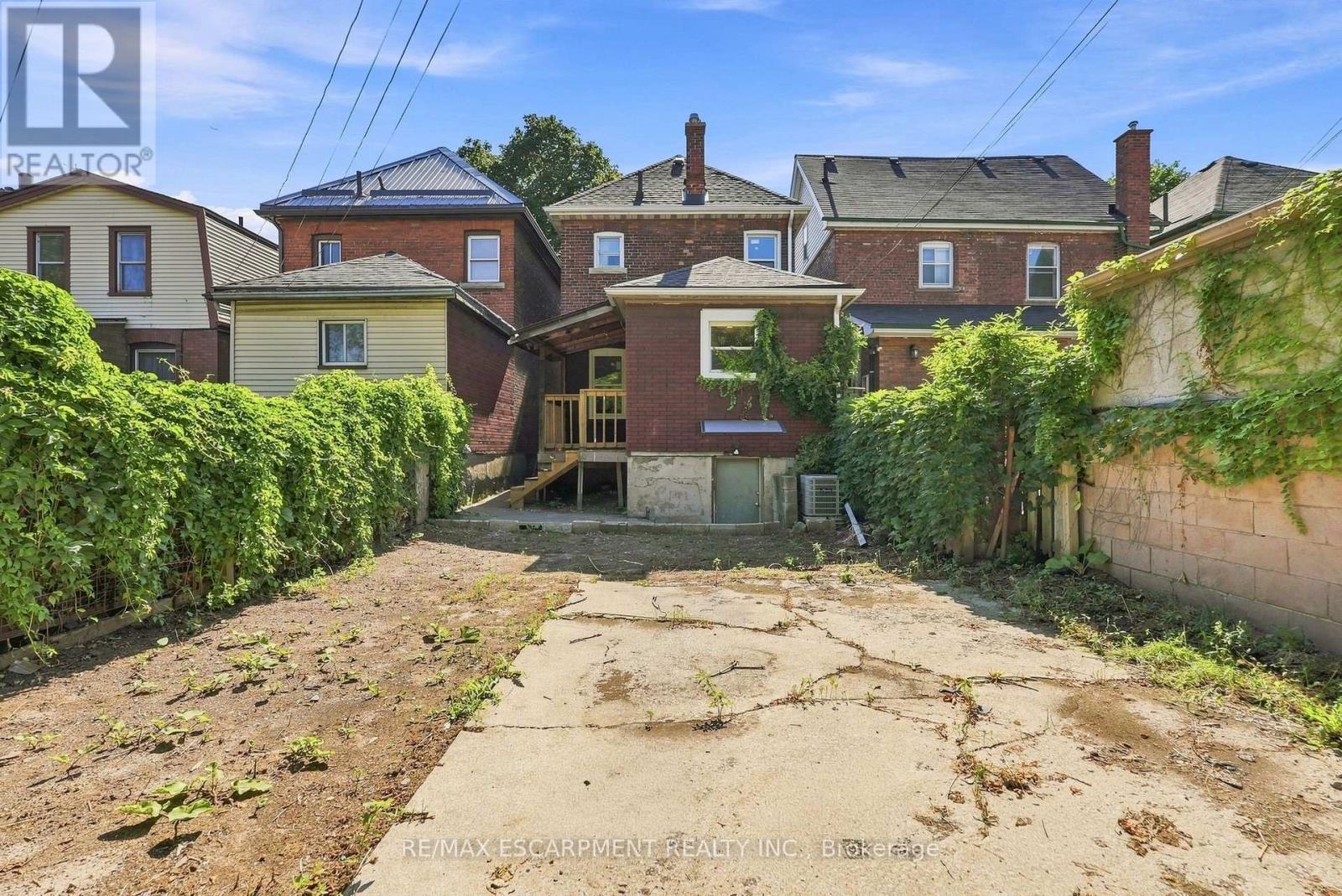 41 BARNESDALE AVENUE N - 25
