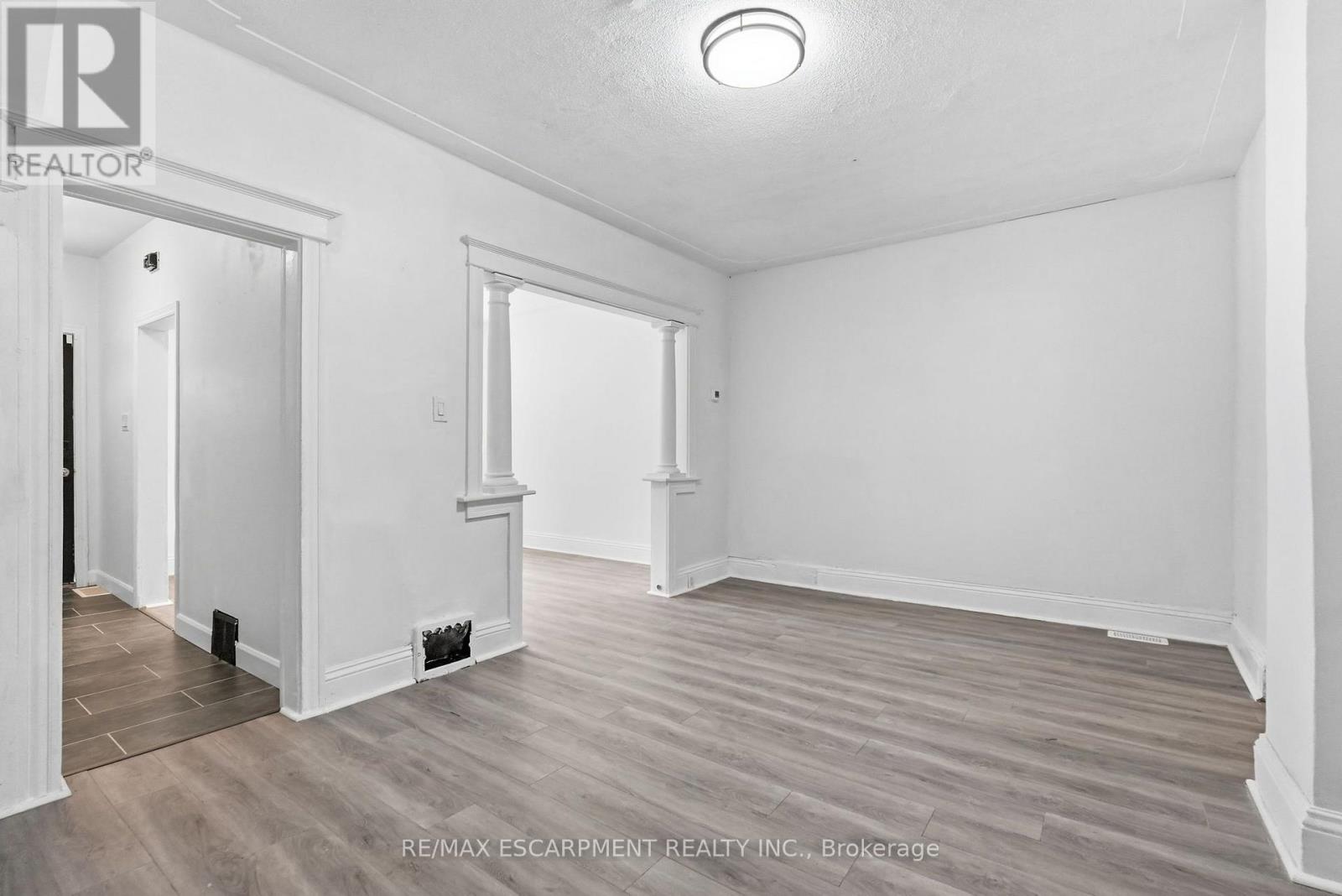 41 BARNESDALE AVENUE N - 9