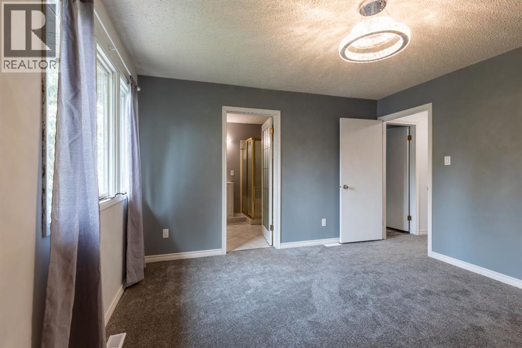 4 Greenwood Court SW - 27