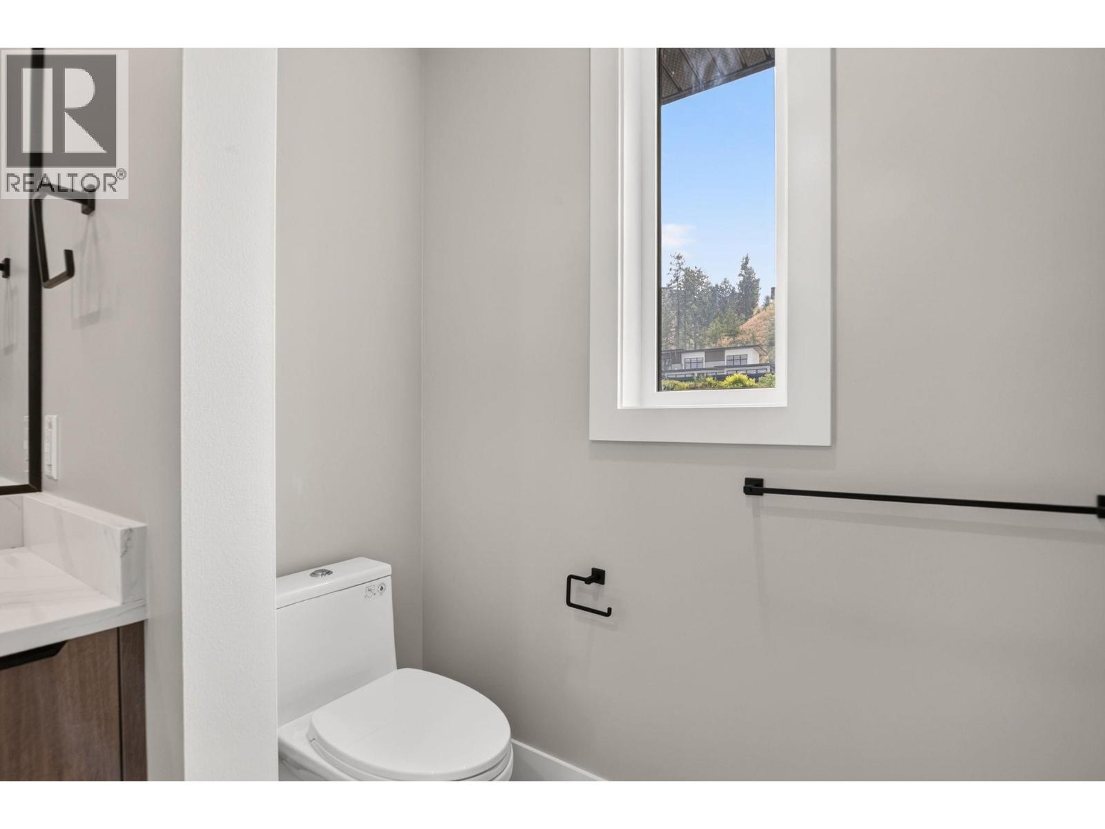 757 Barnaby Road Unit# 1, Kelowna