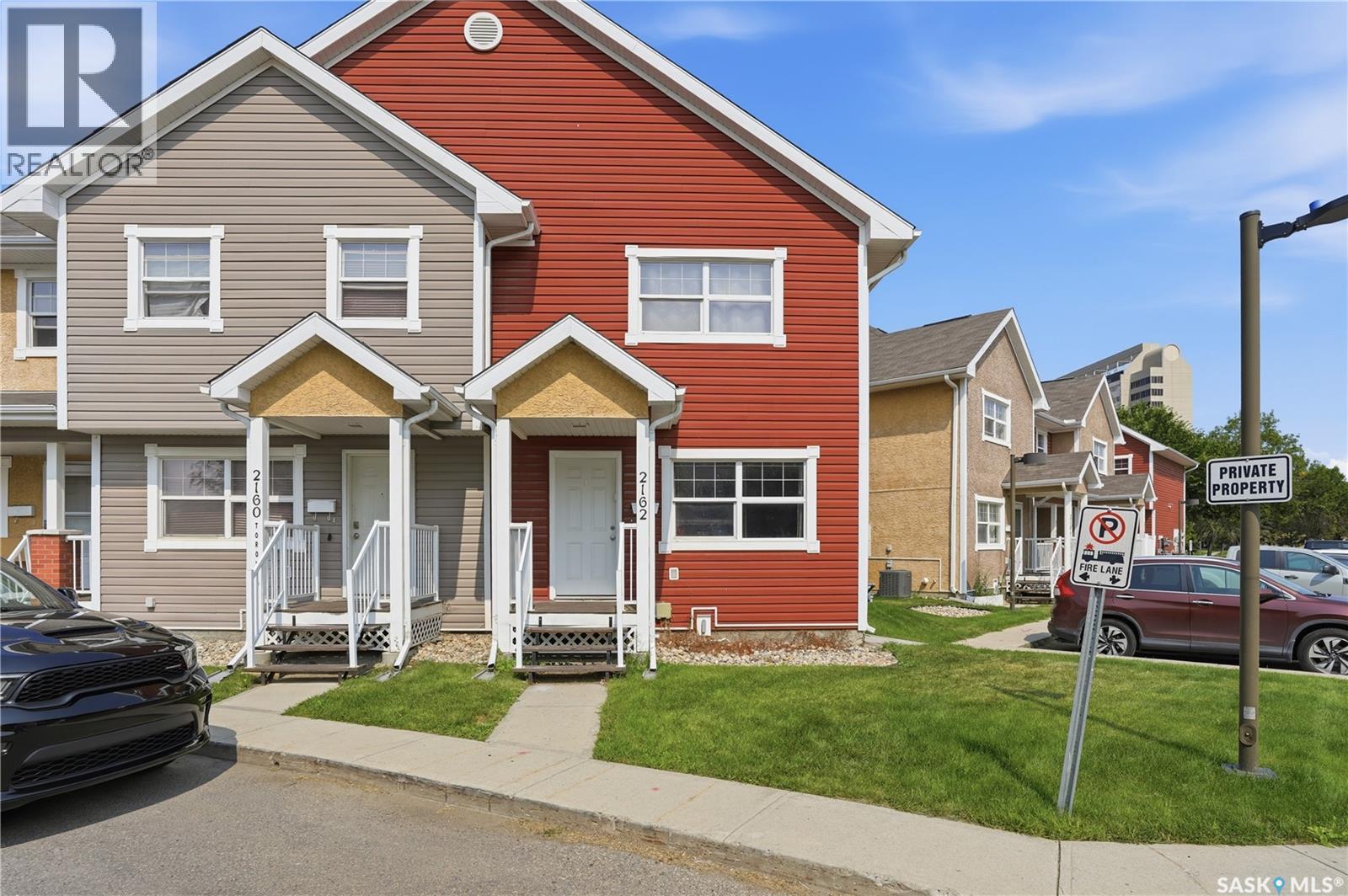 2162 Toronto STREET, Regina — photo 2