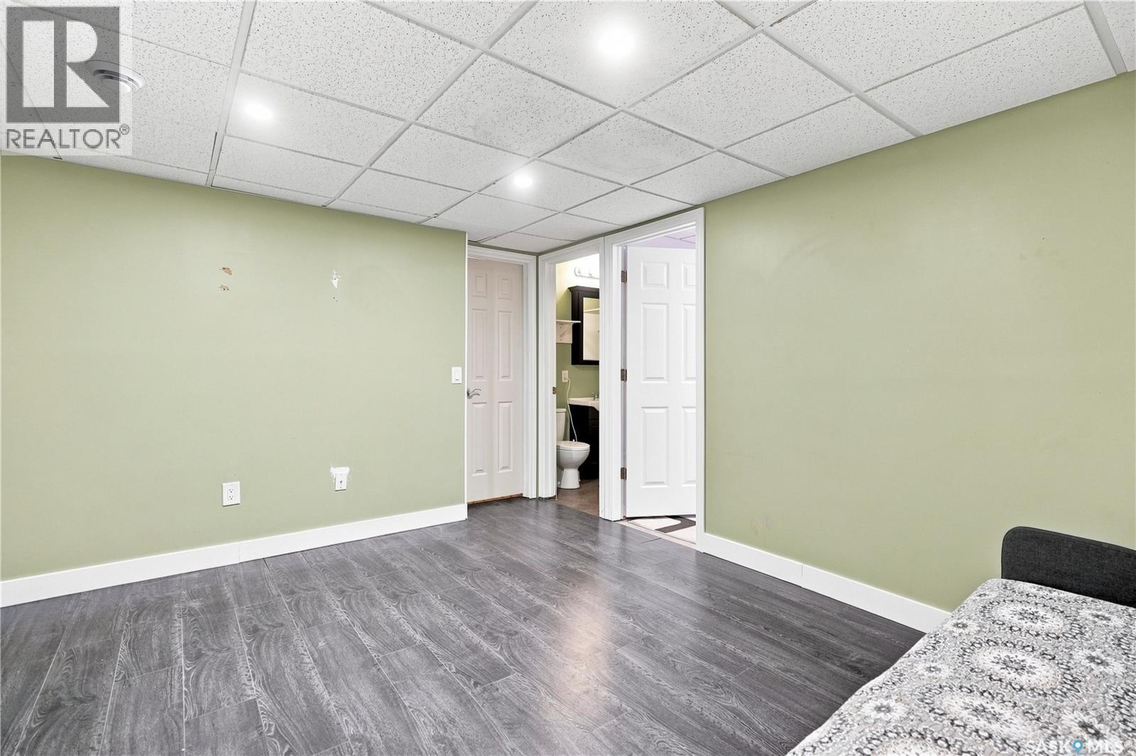 #2162 Toronto STREET - 26