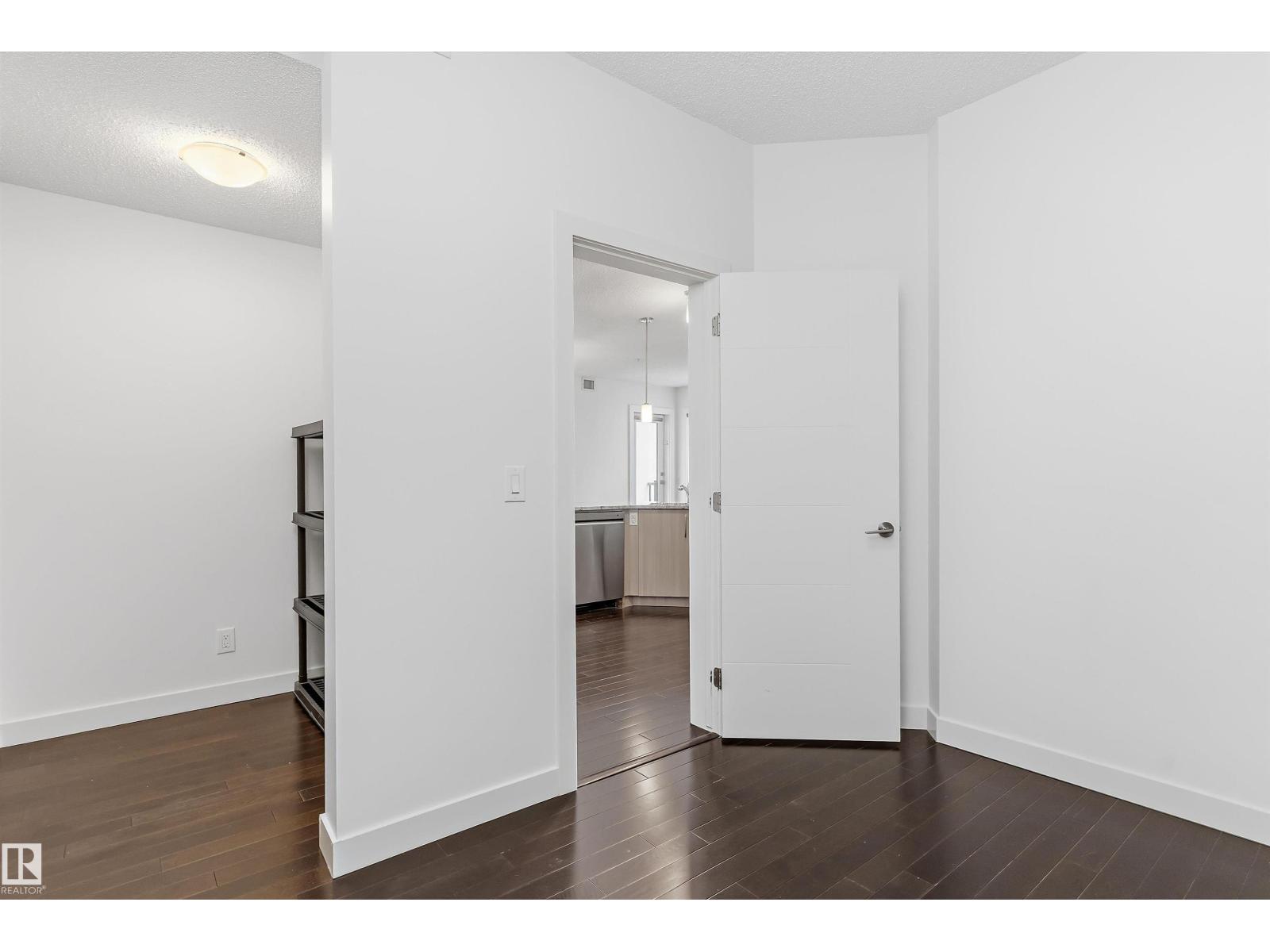 #109 10523 123 ST NW - Image 25