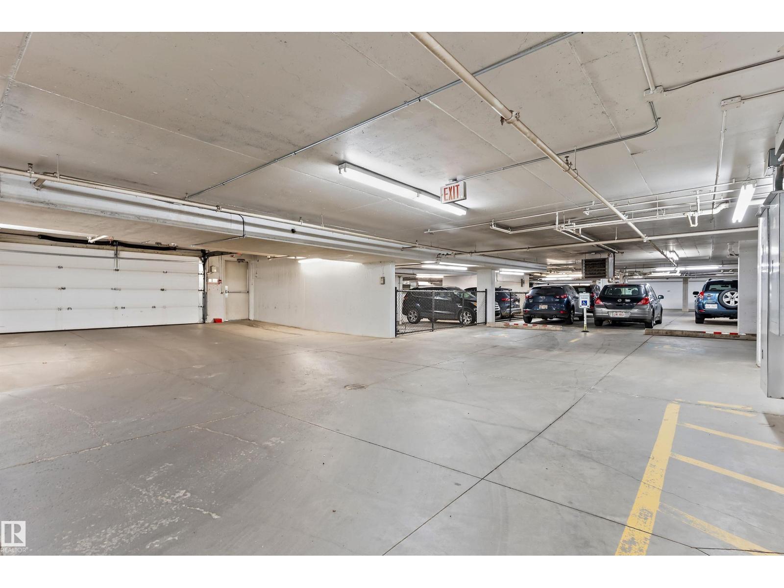 #109 10523 123 ST NW - 28