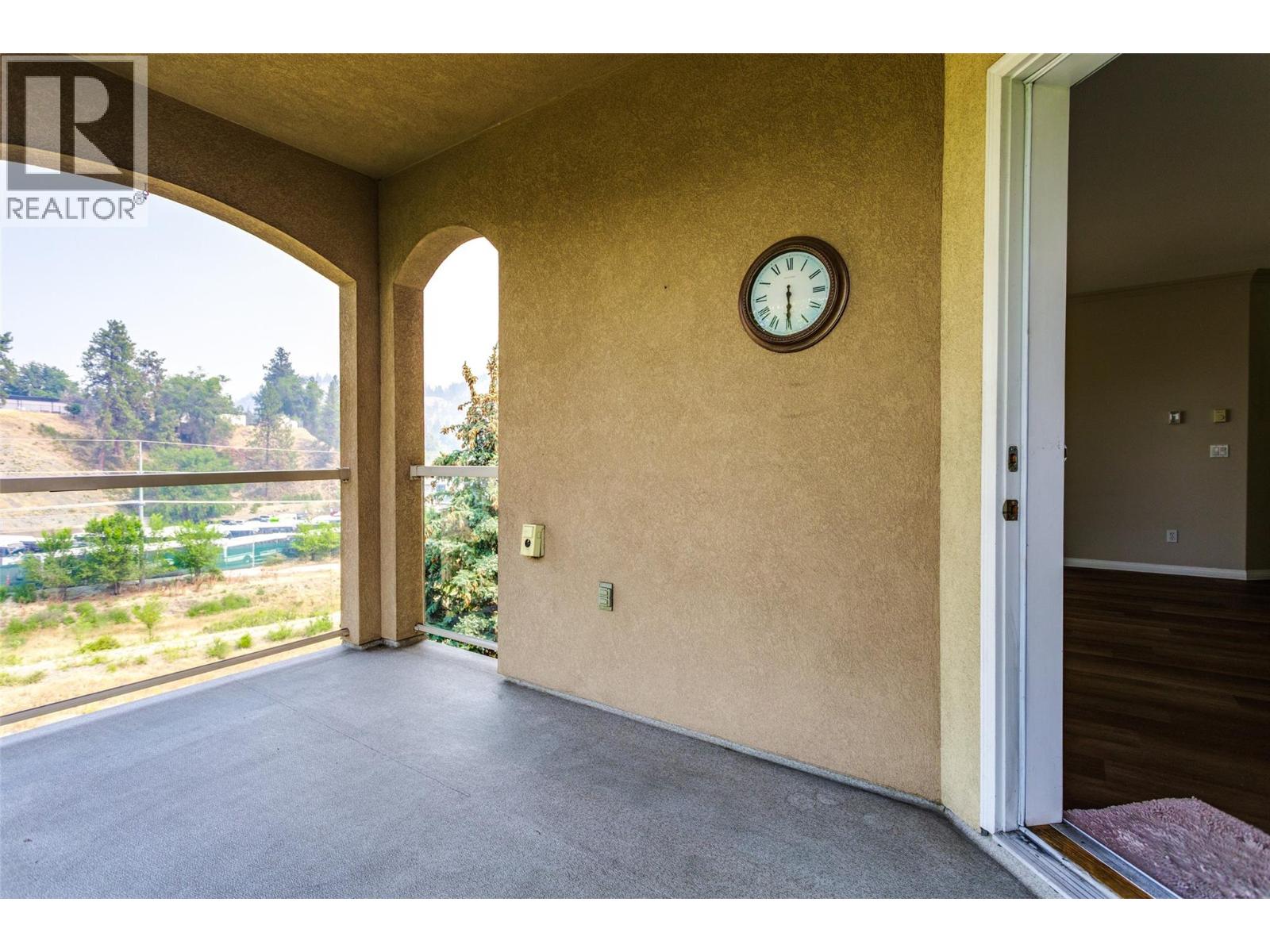 401 1962 Enterprise Way, Kelowna