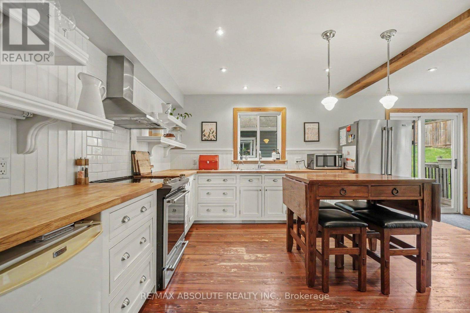 246 ALBERT STREET - 13