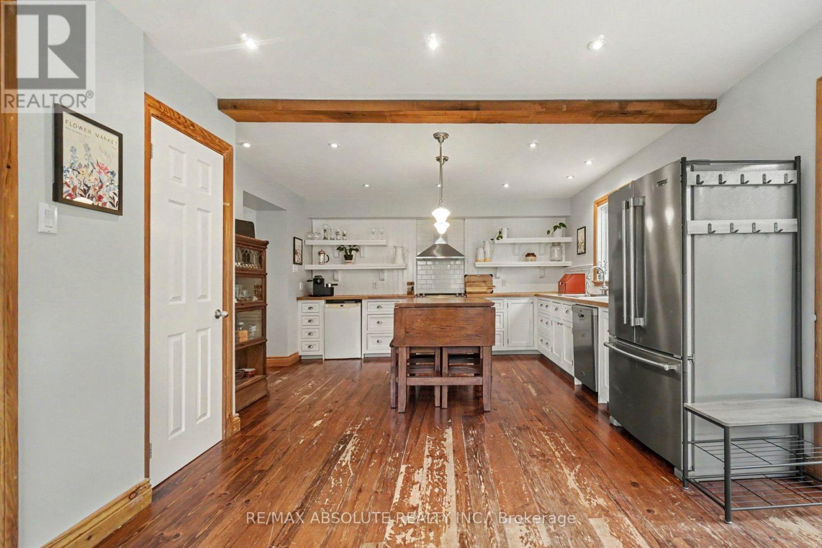246 ALBERT STREET - 15