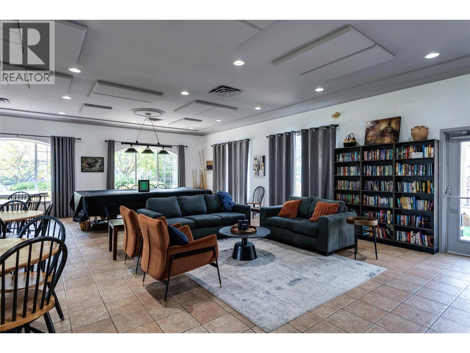 401 1962 Enterprise Way, Kelowna